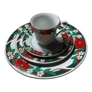 Tienshan Fine China Deck the halls Xmas set